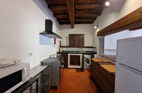 San Lorenzo Apartment | Stufa Apartment
