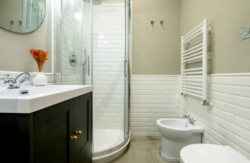 San Lorenzo Apartment | STUNNING BLUE FLORENCE