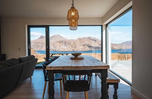Drumchork House | Stunning loch view home sleeping 8