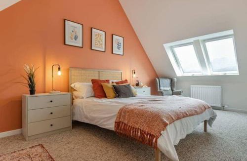 Drumchork House | Stunning loch view home sleeping 8