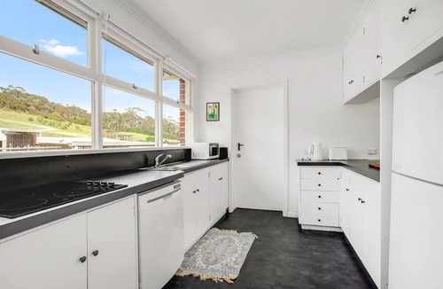 Ocean Vista House | Stunning Ocean View Perfect for Groups & Families