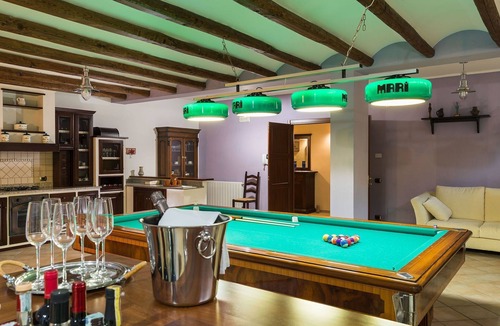 Mockarta Villa | Stunning private villa for 9 people with A/C, WIFI, private pool, TV, terrace and panoramic view
