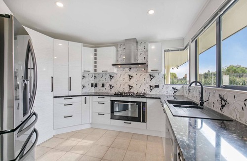 Manurewa House | Stunning Sea View Home Very near to AKL Airport