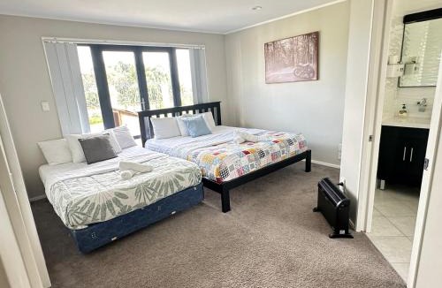 Manurewa House | Stunning Sea View Home Very near to AKL Airport