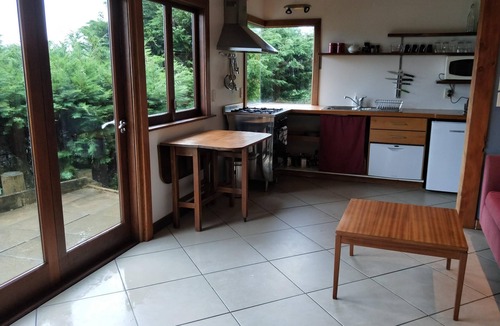 Te Tii Apartment | Stunning white sand beach with gated access