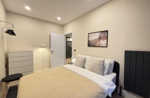 Osmanbey Apartment | Stylish 2-BR Residence in Nişantaşı