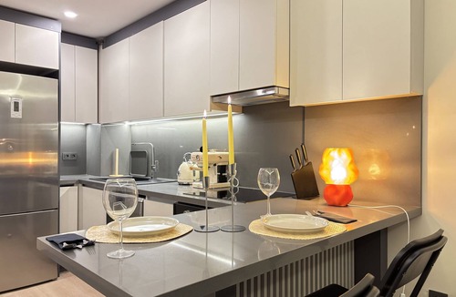 Osmanbey Apartment | Stylish 2BR Residence in Nişantaşı