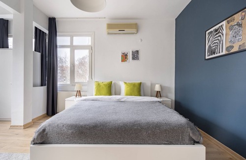 Fenerbahce Apartment | Stylish Flat 2 min to Bagdat Street in Kadikoy