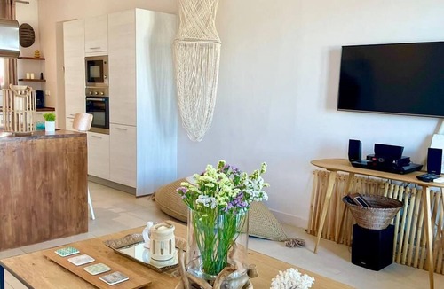 Panormos Villa | Summer villa with an artistic touch near Panormos