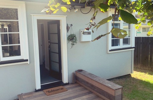 Waitarere Beach House | Sun Kissed Beach Haven