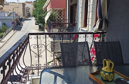 Kavala House | Sunny Loft
