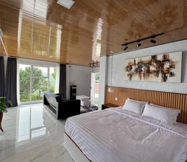 Hargomulyo House | SunSet Lawu Kemuning, Villa, Full House 3 Bed, Free BBQ, Free Float Light Breakfast