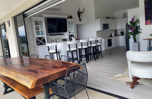 Bolivar Apartment | SUNSET & MOUNTAINS VIEW RETREAT Pool/Near SJO Airport