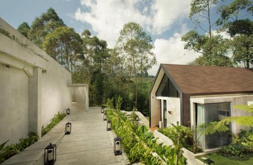 Banaran Hotel | Sunsetfalls Gardens and Resort