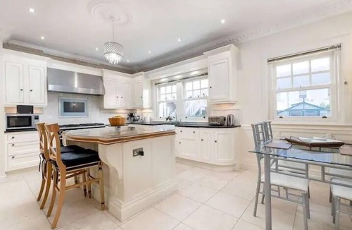 Musselburgh House | Superb 5 bedroom Mansion 20mins from City Centre.