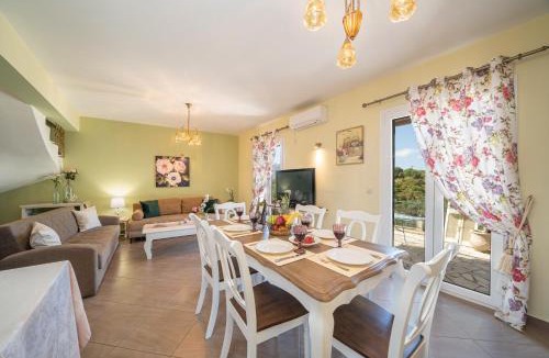 Katapodata Villa | superb villa with private pool peaceful location