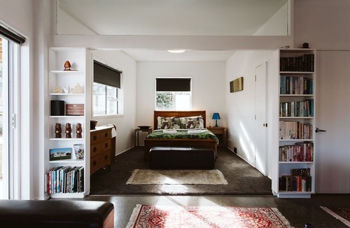 Rewa Apartment | SURF FITZROY - FUNKY STUDIO APARTMENT