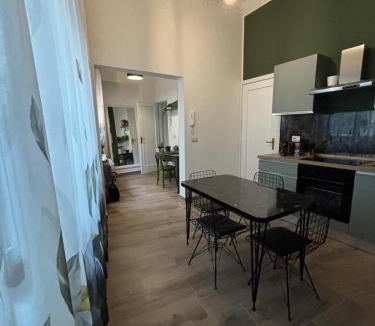 Bronte Apartment | SVR Green