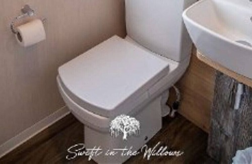 Dornoch House | Swift in the Willows Luxury caravan at Grannies Heilan Hame