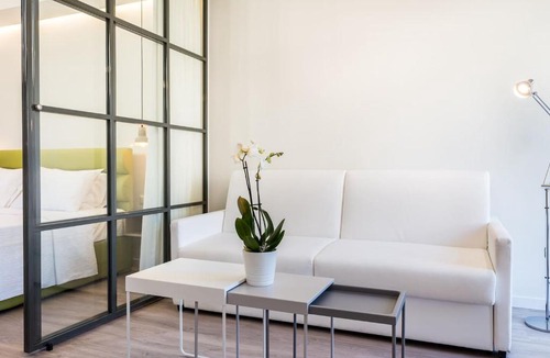 Athens City Centre Apartment | Syntagma modern new flat, large balcony with view