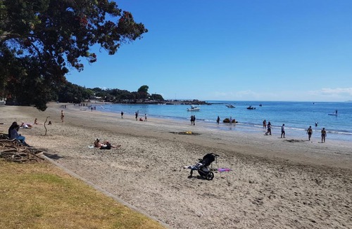 Takapuna House | Takapuna Beach Accommodation