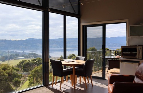 Grindelwald Apartment | Tamar Ridge Winery Apartment #8