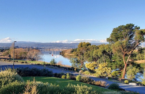 Riverside Hotel | Tamar River Villas