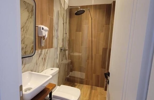 Erseke Apartment | Te bunkeri