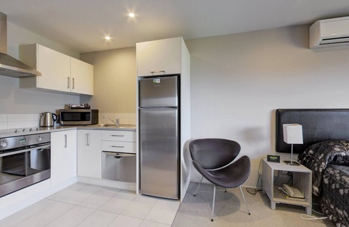 Te Kaha Hotel | Te Kaha Beach Hotel