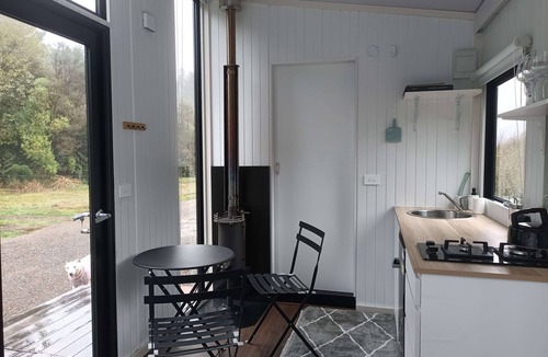 Shannon House | Te Paki Dam View by Tiny Away