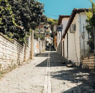 Berat Hotel | Te Porta