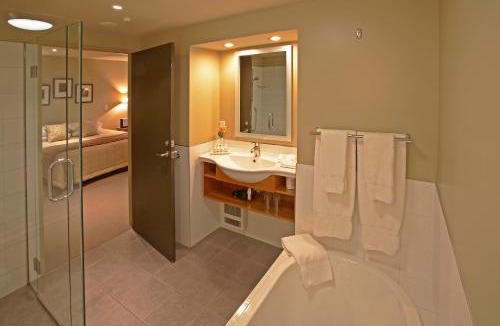 Fox Glacier Hotel | Te Weheka Boutique Hotel