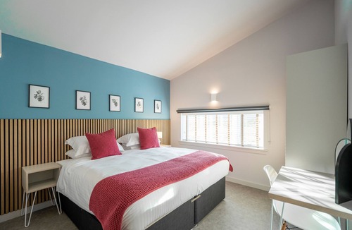 North Berwick Villa | Telfer - Luxury 2-bedroom lodge which sleeps 4