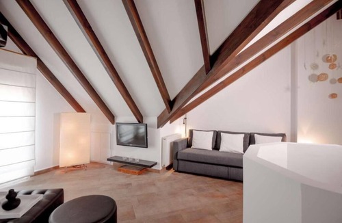 Lixouri Apartment | Ten Suns Residence (Maisonette) by 8essentially