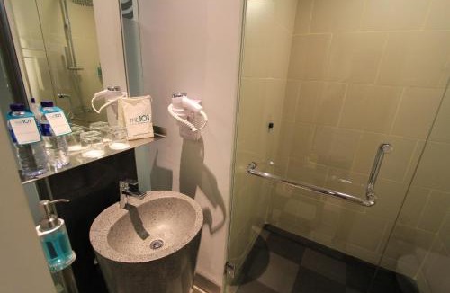Bogor Tengah Hotel | THE 1O1 Bogor Suryakancana