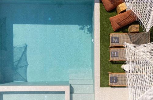 Chrisi Akti Apartment | The 8 Keys
