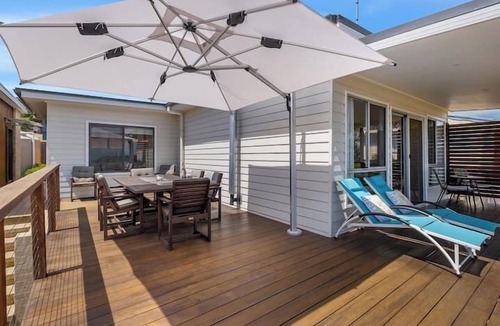 Kingborough House | 'The Alonnah' Beach House - Main House Only
