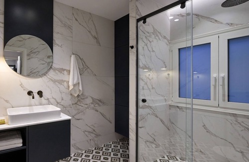 Neapoli Apartment | The Athenian Chic Apartment in Kolonaki