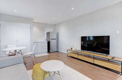 Hillcrest House | The Base Guest Suite with Wi-Fi and Deck
