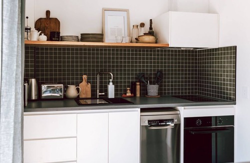 St Helens Apartment | The Barn - Georges Bay, St Helens