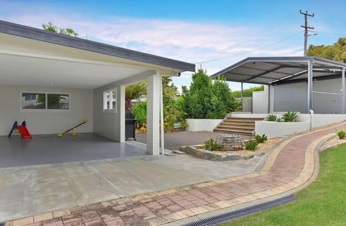Scamander Apartment | The BEST Scamander Beach House!