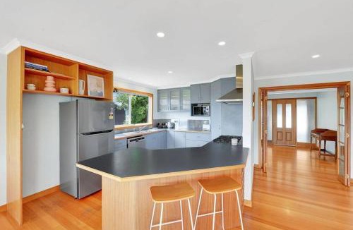 Scamander House | The BEST Scamander Beach House!