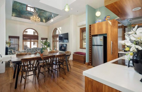 Wellington Apartment | The Birds Nest - Central City Loft