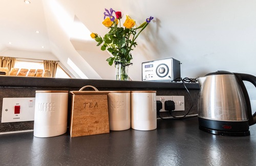 Stonehaven Cottage | The Boathouse has fantastic country views near spectacular coastal walks