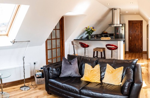 Stonehaven Cottage | The Boathouse has fantastic country views near spectacular coastal walks