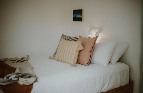 Lunawanna House | The Bruny Islander - Little Cabin Hotel