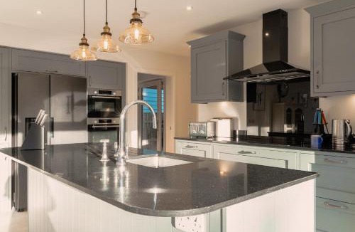 Braemar House | The Chalet