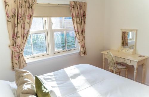 Braemar House | The Chalet