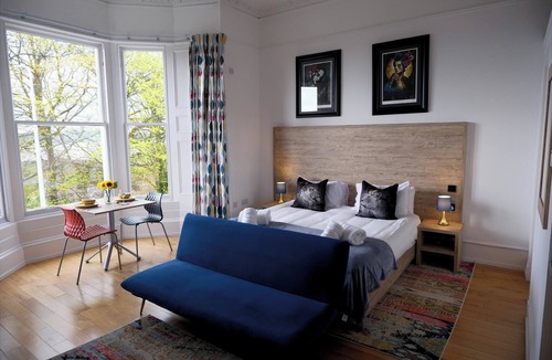 Glenisla Hotel | The Clarendon
