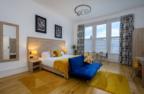 Glenisla Hotel | The Clarendon